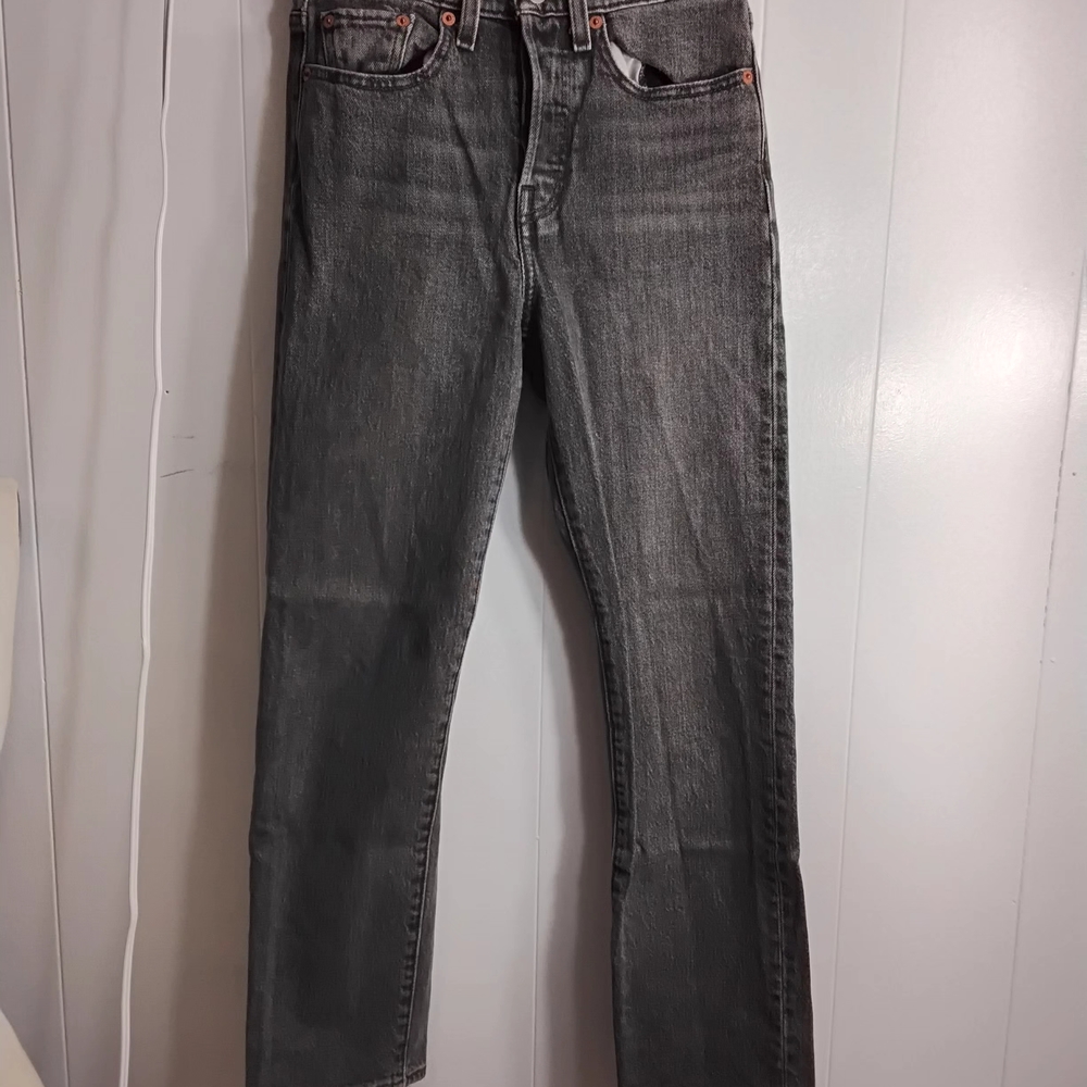 Levi's Women's Wedgie Straight Jeans in Gray